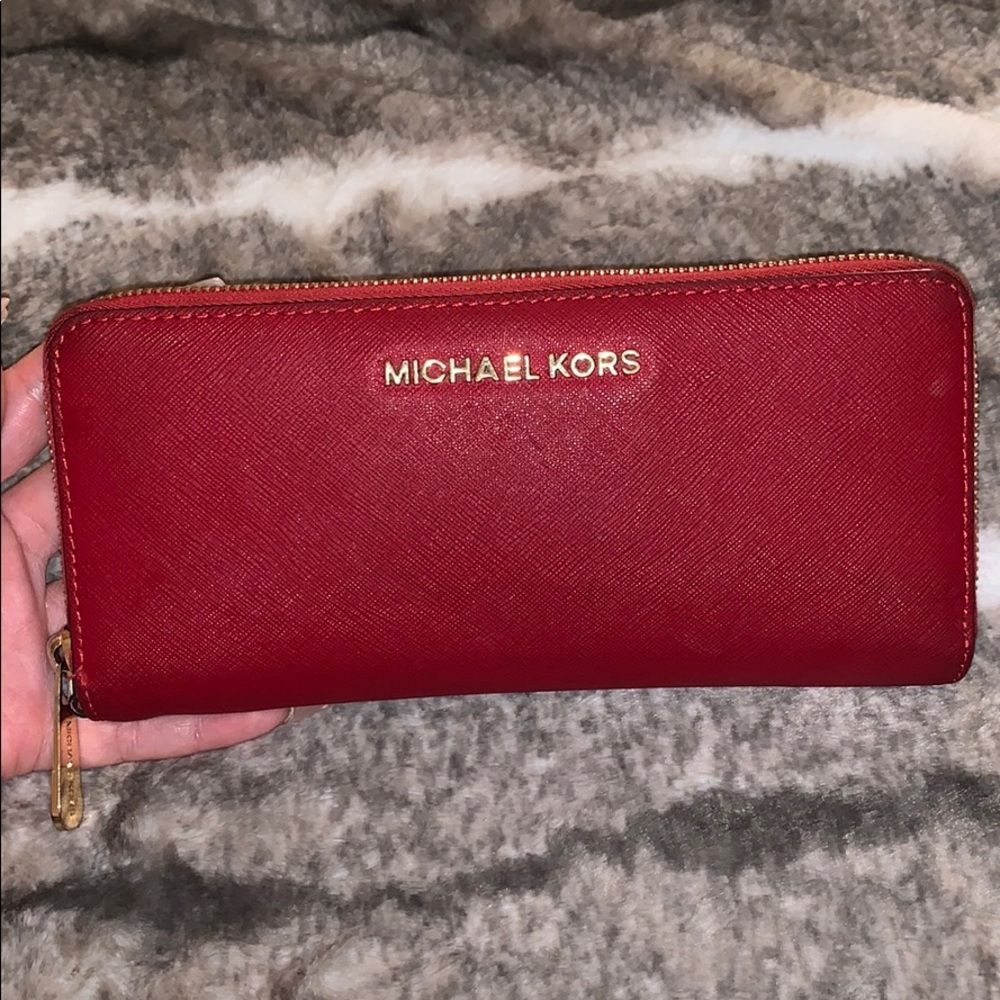Michael Joes wallet